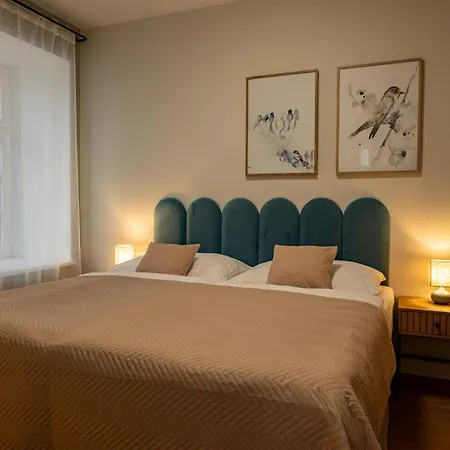 Latran 98 By Lh Aparthotel 3*