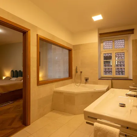 Latran 98 By Lh 3* Cesky Krumlov