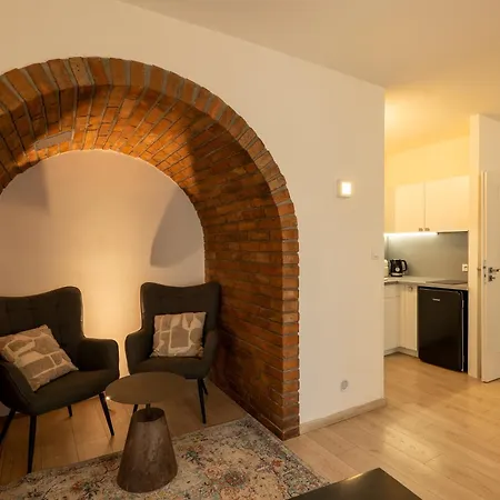Latran 98 By Lh Aparthotel Cesky Krumlov